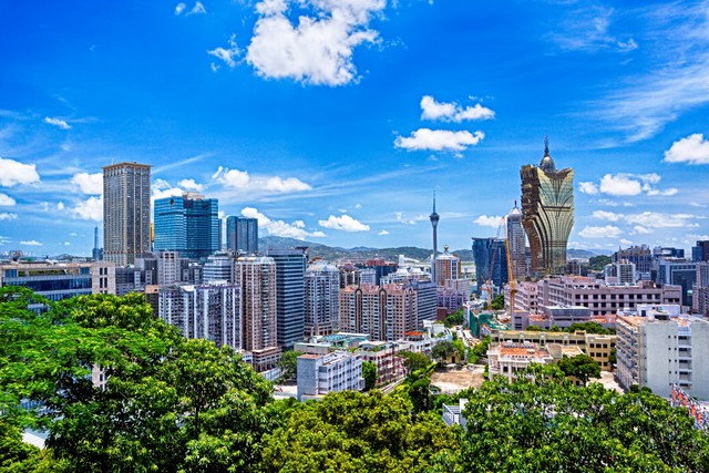 澳门天气怎么样？带你领略这座城市的四季风情，从温暖的春天到凉爽的秋天，再到那短暂却迷人的冬日，澳门的每一个季节都有它独特的魅力，今天就来一起感受这份美好吧！
