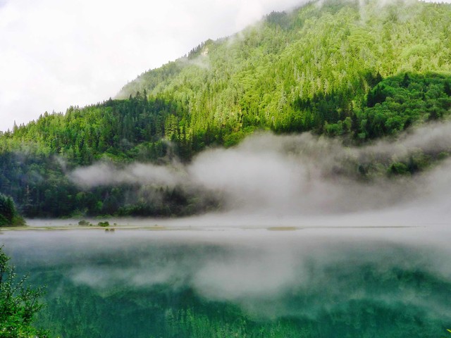 杭州怎么去千岛湖？最新交通攻略，让你轻松抵达这片人间仙境