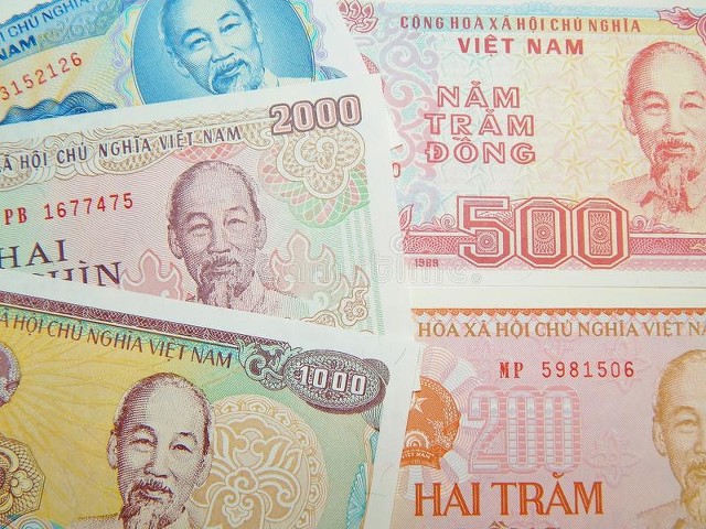 10000越南盾等于多少人民币？最新汇率告诉你，换钱不迷糊，旅行购物超轻松！