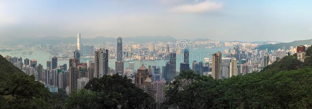 去香港太平山顶，你绝对不想错过的绝美体验：从维港美景到山巅夜色，一场视觉盛宴等你来探索