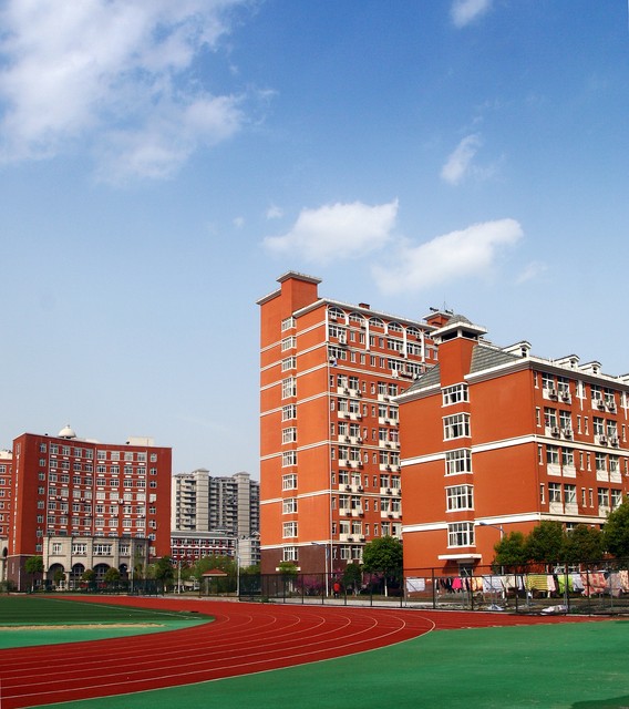 南昌十二中怎么样：从普通到卓越的蜕变之路，让梦想在这里起航