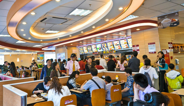 详细阅读:店让食客们大,从家门口的小馆子到城市美食名片:抓住年轻人的心 店让食客们大,从家门口的小馆子到城市美食名片:抓住年轻人的心