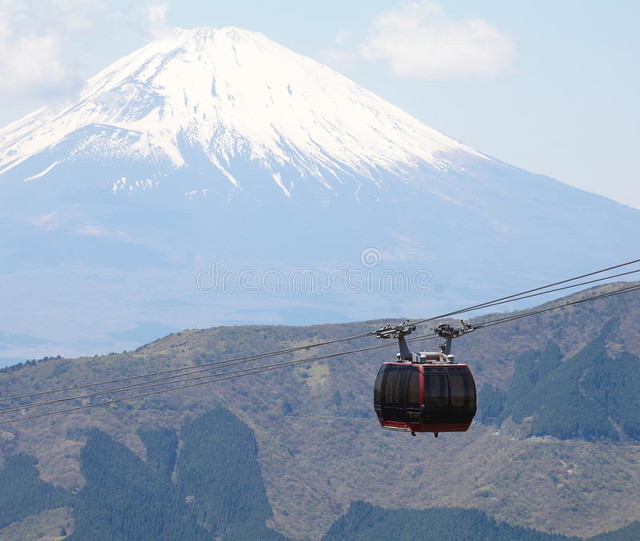 日本箱根如何：从温泉到富士山下的浪漫之旅，一场说走就走的冒险，带你领略不一样的日本风情，探索那些隐藏在历史与自然之间的秘密景点