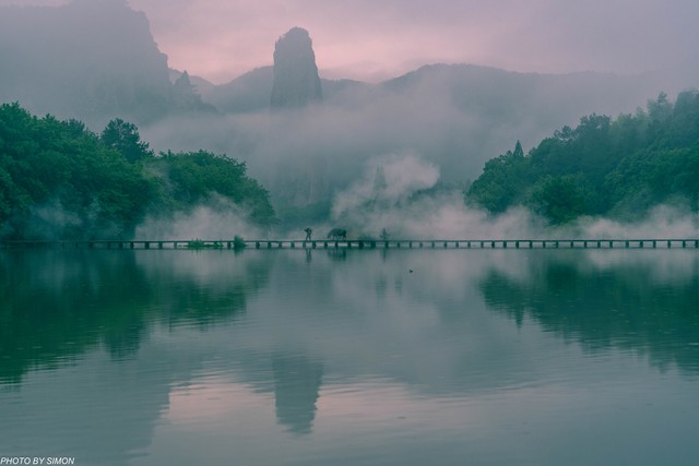 详细阅读:云南砚山有什么景点?2024年最全攻略,带你玩转这颗滇东南的绿色明珠 云南砚山有什么景点?2024年最全攻略,带你玩转这颗滇东南的绿色明珠