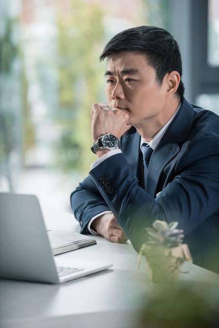 当《人民的名义》遇上真实生活：一场惊心动魄的反腐风暴