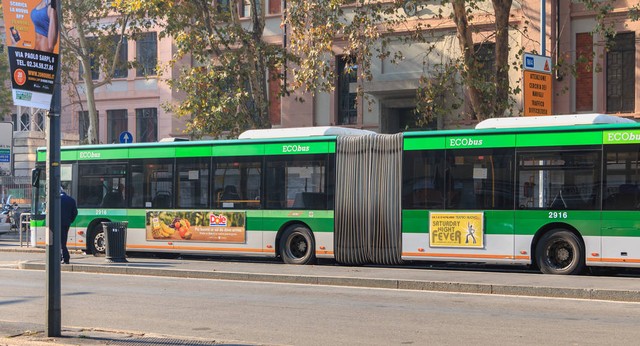 丽江到大理汽车：站点巴士开启新旅程，让你的旅行不再只是从A到B那么简单！