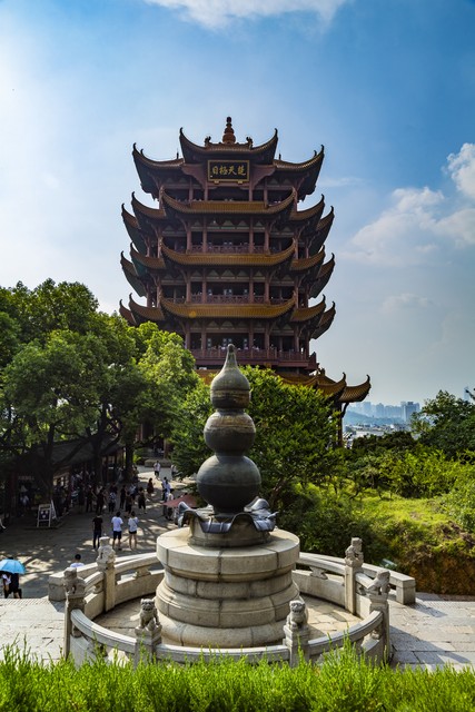 14的黄鹤楼怎么样：从三国古迹到现代地标，一段跨越千年的传奇之旅