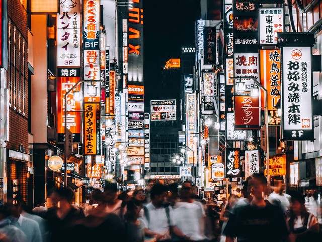 当你踏入日本的土地，一句流利的“ホテル、お願いします”能让你瞬间融入当地生活，开启一段难忘的旅程