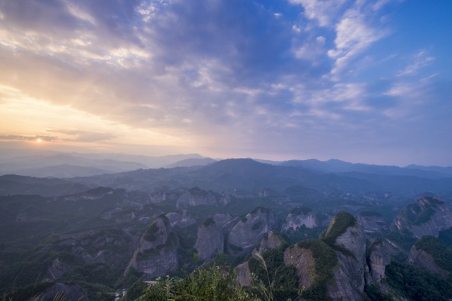 三亚到广西多少公里？一场说走就走的旅行，你准备好了吗？