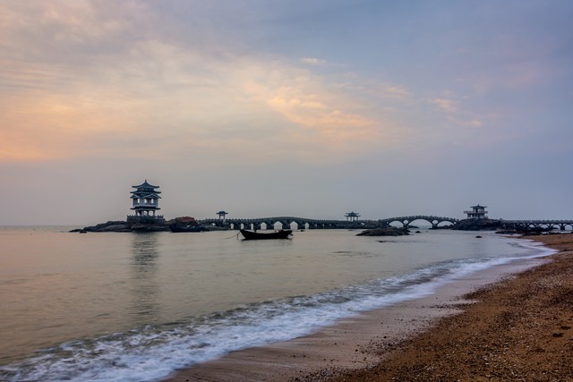 葫芦岛旅游景：从海风轻拂到古迹探秘，一场不容错过的海滨之旅
