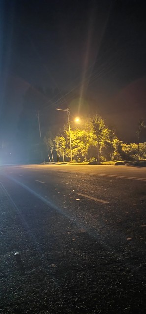 为什么晚上没有航班？揭秘你不知道的夜间飞行真相，揭开航空业背后的秘密，带你了解飞行员的真实生活，探索航空公司如何保障每一位乘客的安全，让你不再担心夜间的天空！
