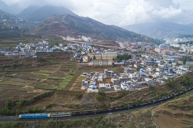 云南彝良有什么旅游景点？2024年最全小众秘境探索，带你走进彝良县的自然与人文之旅