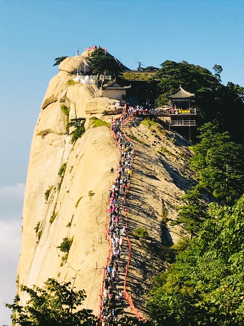 爬华山需要多久？揭秘华山徒步全程攻略，让你轻松征服五岳之巅