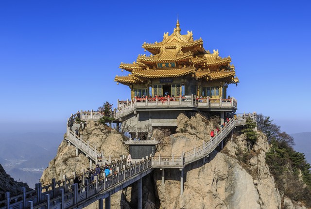 详细阅读:老君山多少钱?最新票价大揭秘,带你玩转这座仙山 老君山多少钱?最新票价大揭秘,带你玩转这座仙山