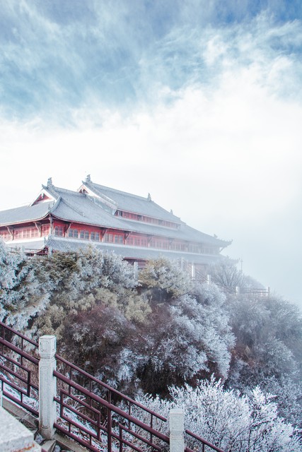 峨眉山淡季是多久？揭秘峨眉山淡季时间，带你领略不一样的冬日风情 | 2024最新版峨眉山旅游攻略