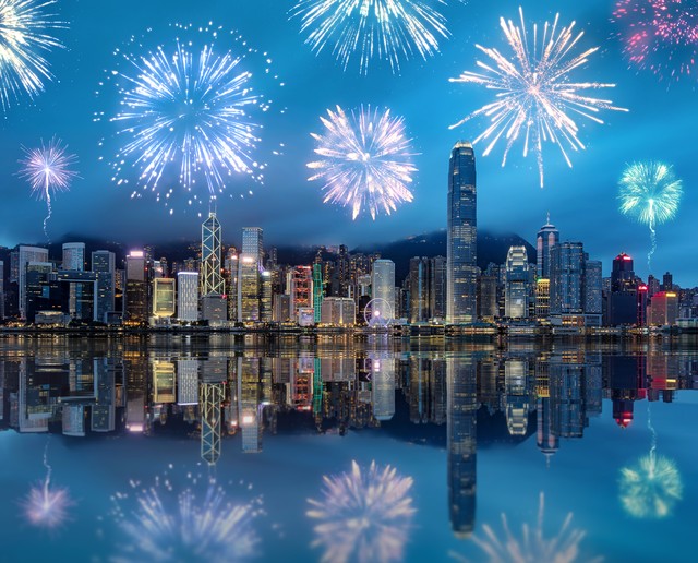 香港怎么结婚？2024年最新最全的香港结婚攻略，让你轻松搞定人生大事，从准备到完成每一步都充满惊喜与温馨