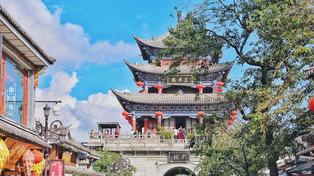 大理千里走单骑酒店：洱海边的诗意栖居，一场心灵与自然的邂逅，你准备好迎接这趟难忘旅程了吗？