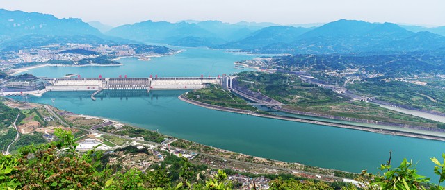 三峡工程不仅改变了长江，更让中国走向了世界
