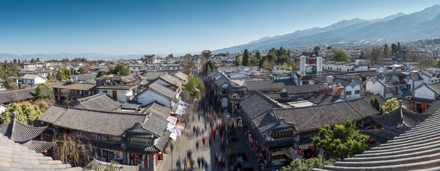 从大理古镇到苍山：一场穿越时空与自然的梦幻之旅，探索千年古城背后那片神秘而迷人的山脉