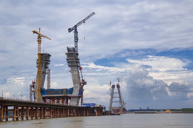 海上如何建桥：当梦想照进现实，中国工程师用智慧和汗水书写跨海传奇