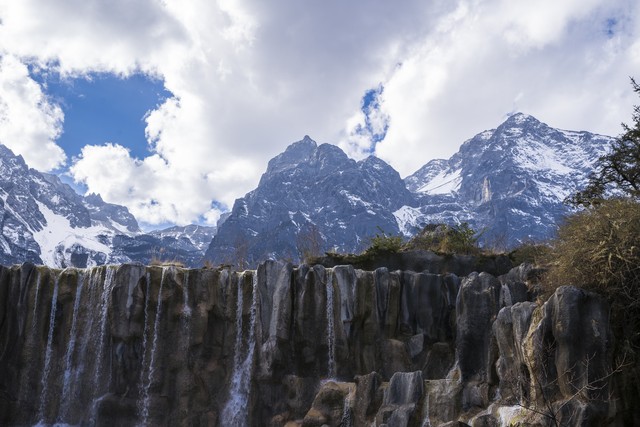 详细阅读:云南景点回忆:那些年,我们一起追过的风景与故事,丽江古城、玉龙雪山、洱海……每一处都刻下了我们的足迹 云南景点回忆:那些年,我们一起追过的风景与故事,丽江古城、玉龙雪山、洱海……每一处都刻下了我们的足迹