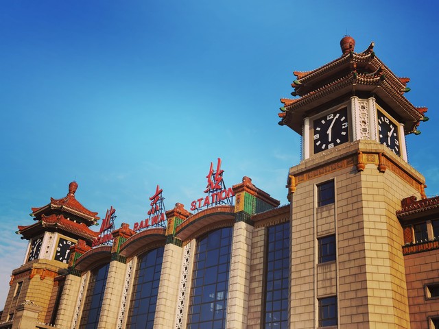 北京如何到普陀山：从首都出发，踏上一段心灵与自然交织的海岛之旅，探索观音菩萨道场，体验最纯粹的佛教文化，享受舟山海鲜，感受不一样的慢生活