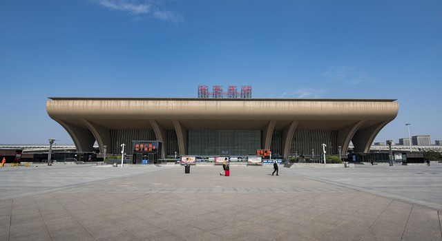 详细阅读:石家庄云南旅游报价大揭秘:从石家庄出发,探索彩云之南的绝美之旅,你准备好迎接这场说走就走的冒险了吗? 石家庄云南旅游报价大揭秘:从石家庄出发,探索彩云之南的绝美之旅,你准备好迎接这场说走就走的冒险了吗?