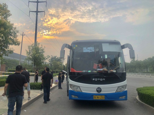这条城际公交，连接的不只是两地，更是无数人的梦想与希望