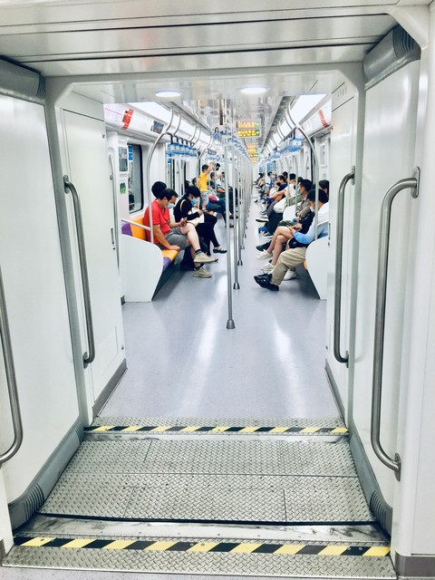 地铁为什么放水？揭秘背后鲜为人知的秘密与挑战