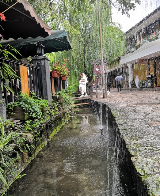 丽江几月是旅游旺季，错过这个黄金季节你就亏大了，赶紧来看看如何抓住丽江的最佳游玩时机！
