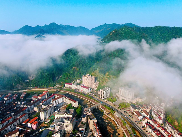 浙江金华到重庆快递要多久？揭秘从发货到签收的神奇之旅，让你不再焦虑等待