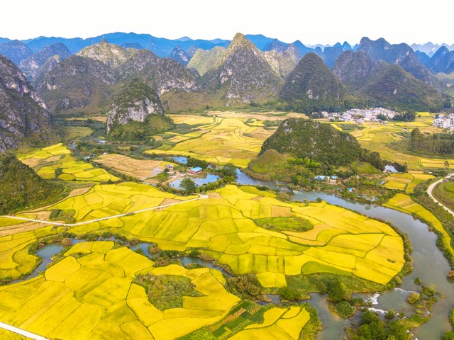 从昆明到广西旅游路线：一场说走就走的冒险，带你领略西南之美，体验不一样的风情画卷