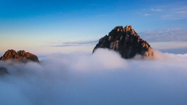 黄山天气如何？最新天气预报告诉你黄山的风云变幻，让你的旅行不再迷茫！