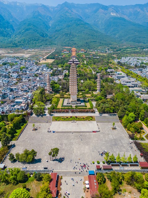 腾冲旅游红色线路：跟随总书记的脚步，走进和顺古镇与司莫拉佤族村，感受红色记忆与幸福生活