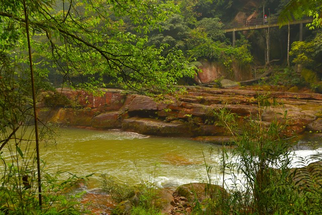 资中九龙峡风景区怎么走？探索这条通往自然与历史的神秘之路，让你的心灵在山水间自由翱翔