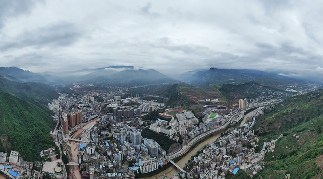 平塘到都匀要多久？最新2024年行车时间揭秘，带你快速抵达目的地，享受愉快旅程